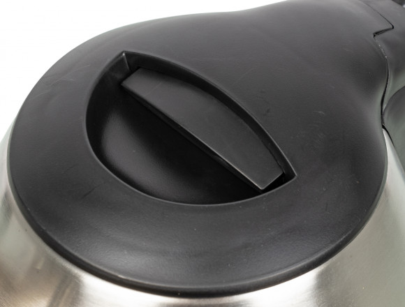 Чайник электрический Hyundai HYK-S1030 1.7л. 2200Вт серебристый матовый/черный корпус: металл/пластик Чайник электрический Hyundai HYK-S1030 1.7л. 2200Вт серебристый матовый/черный корпус: металл/пластик