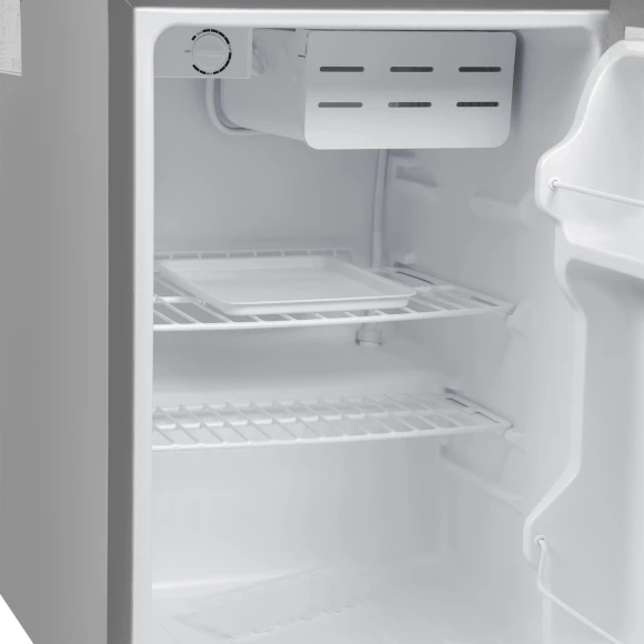 Холодильник Hyundai CO1002 1-нокамерн. серебристый