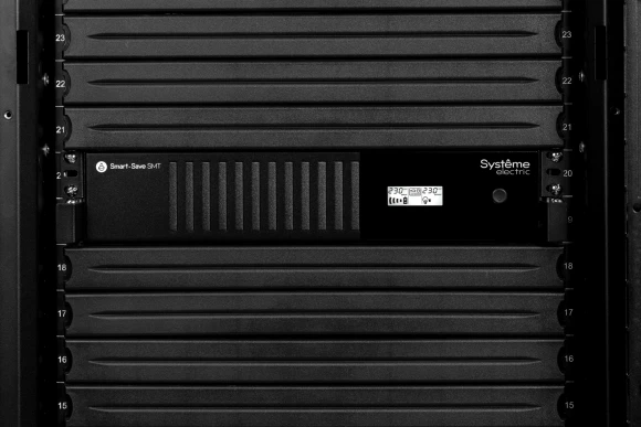 Источник бесперебойного питания Systeme Electriс SMT SMTSE1000RMI2U 720Вт 1000ВА черный