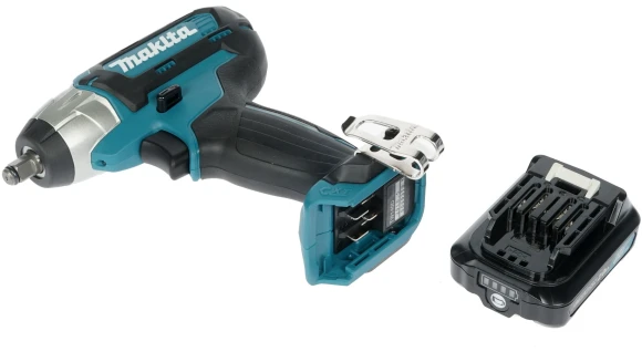 Гайковерт Makita TW140DWAE аккум. патрон:квад.3/8" (кейс в комплекте) Гайковерт Makita TW140DWAE аккум. патрон:квад.3/8" (кейс в комплекте)