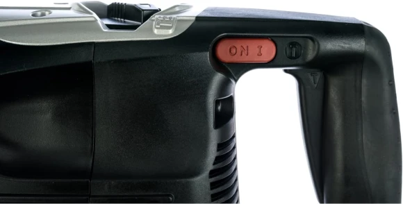 Перфоратор Makita HR4501C патрон:SDS-max уд.:13Дж 1350Вт (кейс в комплекте) Перфоратор Makita HR4501C патрон:SDS-max уд.:13Дж 1350Вт (кейс в комплекте)