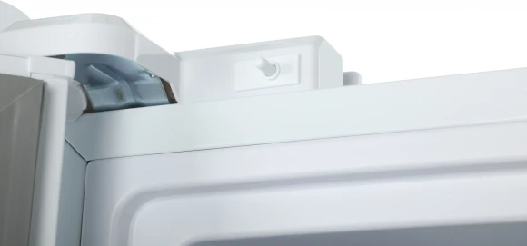 Холодильник Hyundai CS5083FWT 2-хкамерн. белый