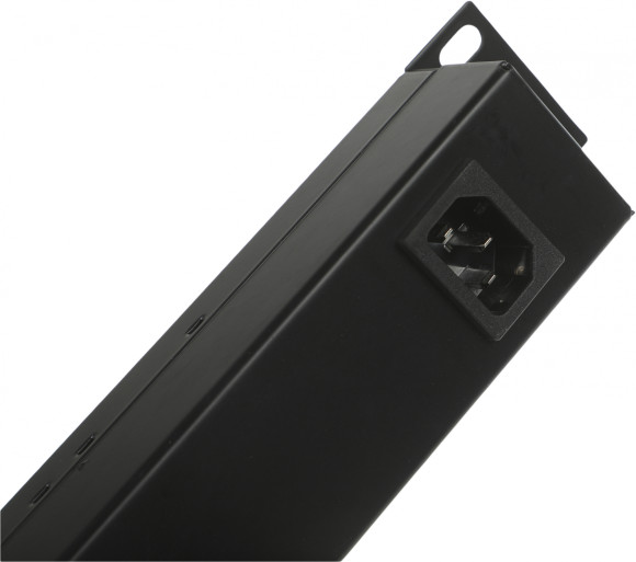 Блок распределения питания Lanmaster LAN-EP19-8P/S-1.8M гор.размещ. 8xSchuko базовые 10A Schuko 1.8м