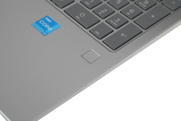 Ноутбук HP 15-fd0131wm Core i3 N305 8Gb SSD256Gb Intel UHD Graphics 15.6" IPS FHD (1920x1080) Windows 11 Home silver WiFi BT Cam (9C9A2UA)