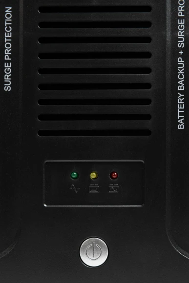 Источник бесперебойного питания Smartwatt Safe Pro 600Вт 1000ВА черный