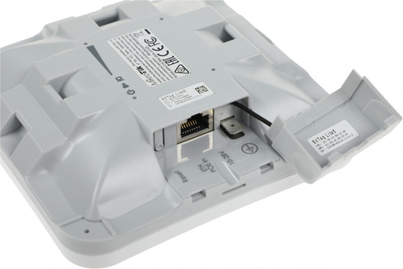 Точка доступа MikroTik SXTsq Lite5 (RBSXTSQ5ND) N300 10/100BASE-TX белый