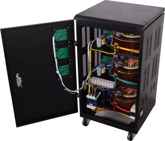 Стабилизатор напряжения Ресанта ACH-30000/3-ЭМ трехфазный черный (63/4/7) Стабилизатор напряжения Ресанта ACH-30000/3-ЭМ трехфазный черный (63/4/7)