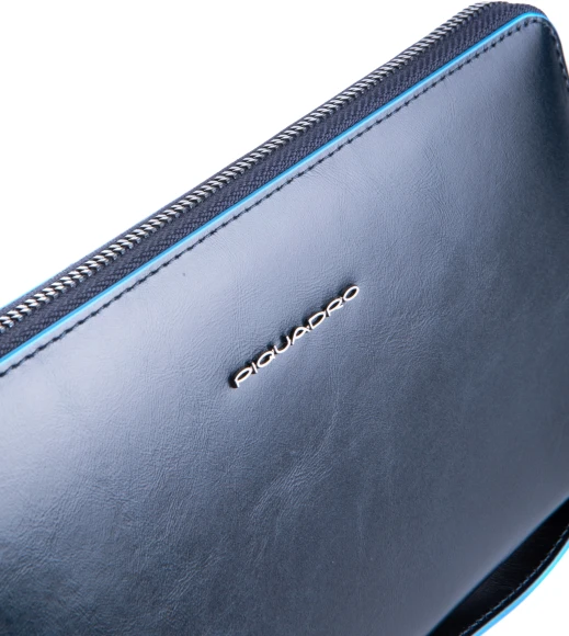 Клатч Piquadro Blue Square AC6732B2R/BLU2 синий натур.кожа Клатч Piquadro Blue Square AC6732B2R/BLU2 синий натур.кожа