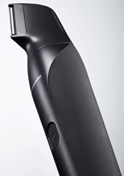 Триммер Panasonic ER-GD61-K520 черный/серебристый (насадок в компл:2шт) Триммер Panasonic ER-GD61-K520 черный/серебристый (насадок в компл:2шт)