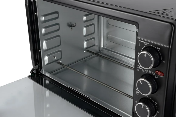 Мини-печь BBK OE3070M 30л. 1500Вт черный