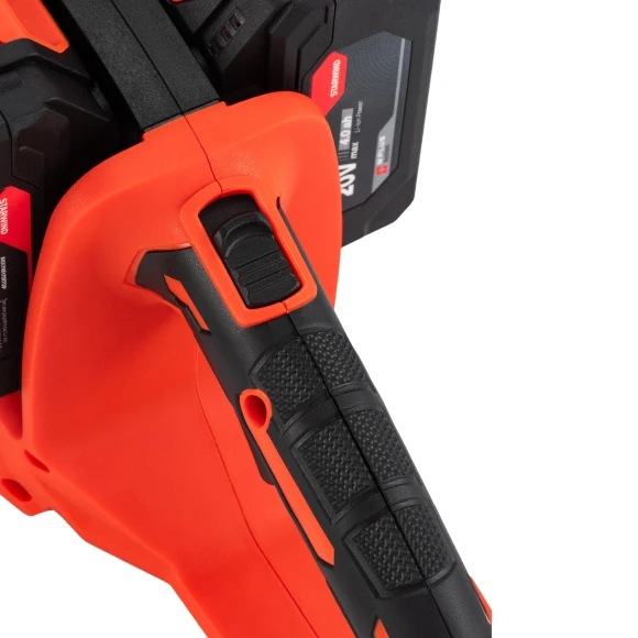 Цепная пила Starwind SBN-16.20-8.5 аккум. дл.шины:16" (40cm) 2аккум. 4Ач ЗУ