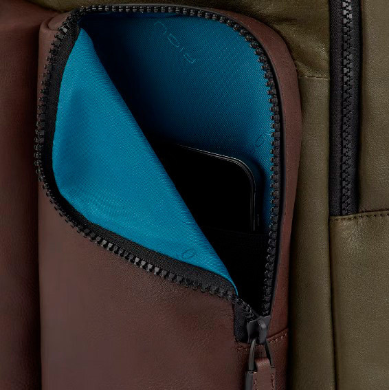 Рюкзак Piquadro Harper CA3869AP/VETM зеленый/коричневый кожа Рюкзак Piquadro Harper CA3869AP/VETM зеленый/коричневый кожа