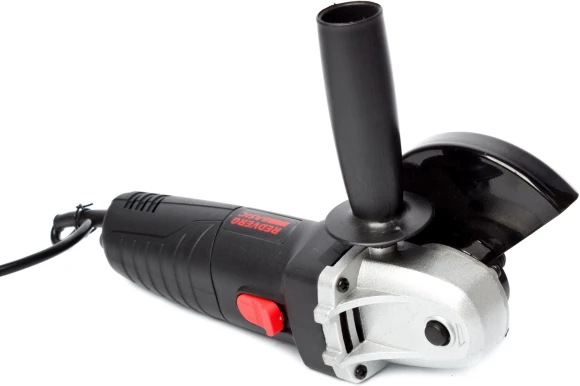 Углошлифовальная машина RedVerg AG650-115 650Вт 11000об/мин рез.шпин.:M14 d=115мм Углошлифовальная машина RedVerg AG650-115 650Вт 11000об/мин рез.шпин.:M14 d=115мм