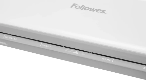 Ламинатор Fellowes Ion A4 белый (FS-45600) A4 (70-125мкм) 30см/мин (2вал.) лам.фото