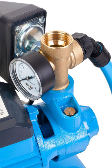 Насос садовый Джилекс 40/40 Ч-14 550Вт 2400л/час (4018) Насос садовый Джилекс 40/40 Ч-14 550Вт 2400л/час (4018)