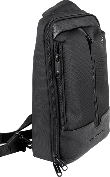 Рюкзак слинг мужской Piquadro Marcel CA6448W138/N черный нейлон/натур.кожа