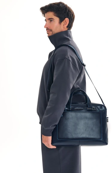 Деловая сумка Piquadro Blue Square CA3335B2/BLU2 с отделением для ноутбука 15" синяя натур.кожа