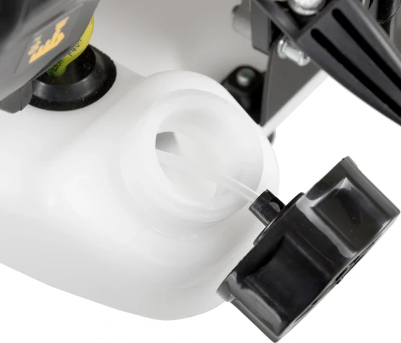 Триммер бензиновый Champion T523 1400Вт 1.9л.с. разбор.штан. реж.эл.:леска/нож Триммер бензиновый Champion T523 1400Вт 1.9л.с. разбор.штан. реж.эл.:леска/нож