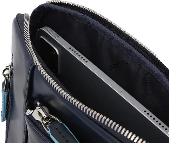 Сумка Piquadro Blue Square CA1816B2/BLU2 синяя натур.кожа Сумка Piquadro Blue Square CA1816B2/BLU2 синяя натур.кожа