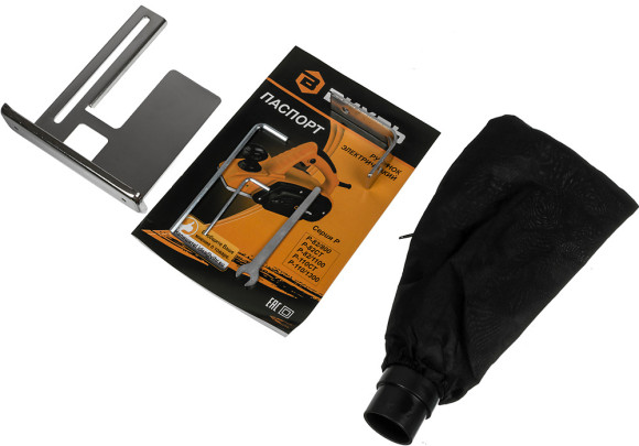 Рубанок Вихрь Р-110СТ 1300Вт 110мм 15000об/мин Рубанок Вихрь Р-110СТ 1300Вт 110мм 15000об/мин