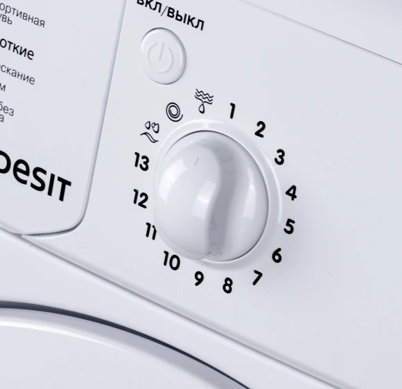 Стиральная машина Indesit IWSC 5105 класс: A загр.фронтальная макс.:5кг белый Стиральная машина Indesit IWSC 5105 класс: A загр.фронтальная макс.:5кг белый