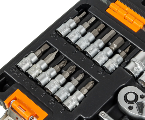 Набор инструментов Вихрь 73/6/7/1 29 предметов (жесткий кейс)