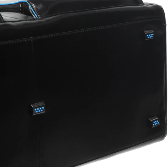 Сумка дорожная Piquadro Blue Square BV4342B2/N с отделением для ноутбука 15" черная натур.кожа