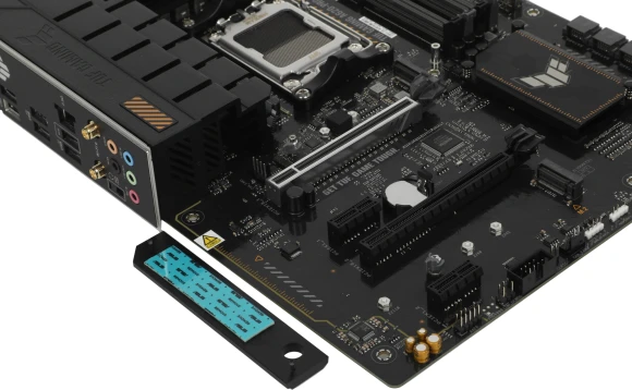Материнская плата Asus TUF GAMING A620-PRO WIFI Socket AM5 AMD A620 4xDDR5 ATX AC`97 8ch(7.1) 2.5Gg RAID+HDMI+DP
