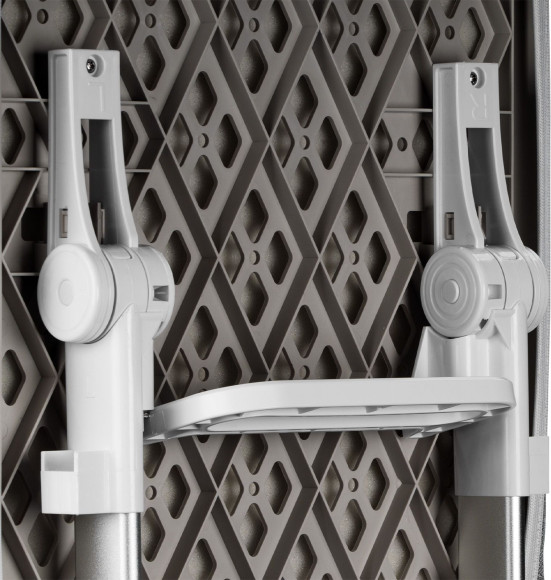 Отпариватель напольный Galaxy Line GL 6216 2200Вт белый/розовый Отпариватель напольный Galaxy Line GL 6216 2200Вт белый/розовый