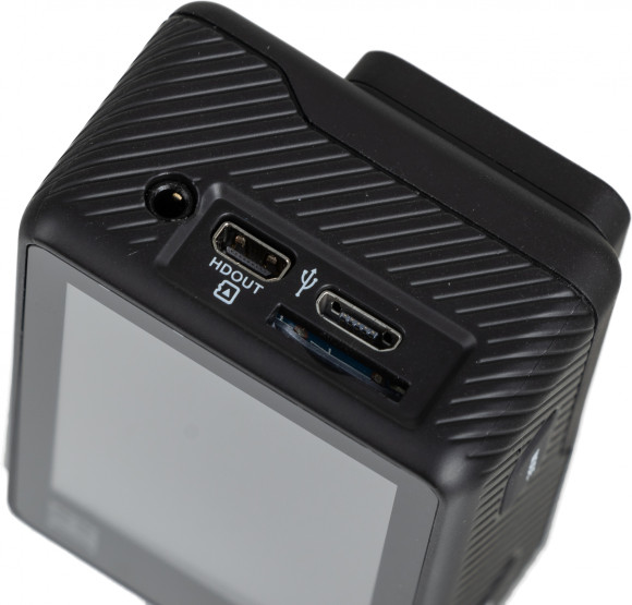 Экшн-камера Digma DiCam 880 черный Экшн-камера Digma DiCam 880 черный