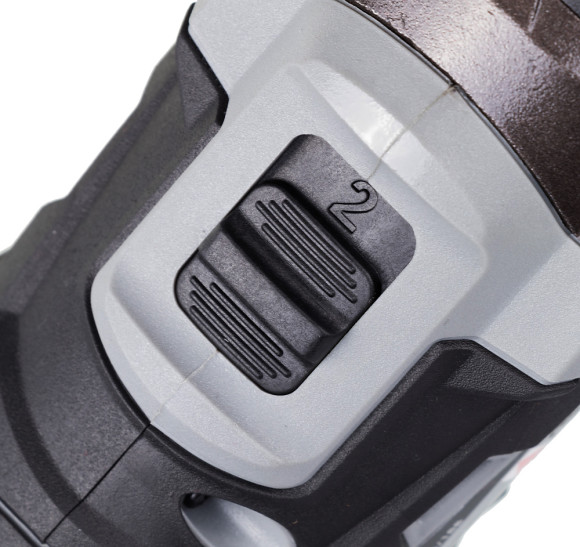 Дрель-шуруповерт Интерскол ДАУ-13/18В аккум. патрон:быстрозажимной (кейс в комплекте) (574.4.1.70)