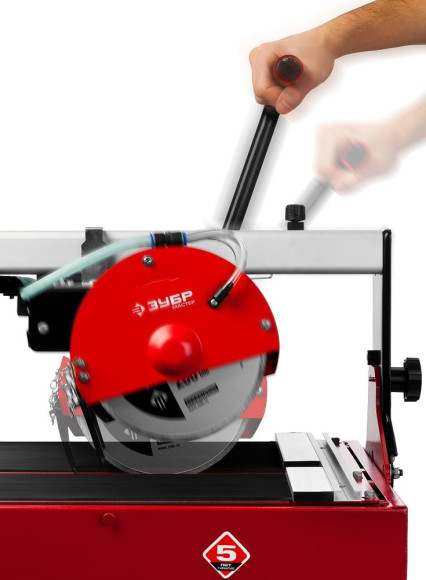 Плиткорез электрический Зубр ЭП-300-1500C 1500Вт красный/черный Плиткорез электрический Зубр ЭП-300-1500C 1500Вт красный/черный