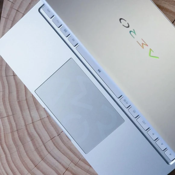 Ноутбук Gigabyte Aero 14 Core i7 13700H 16Gb SSD1Tb NVIDIA GeForce RTX4050 6Gb 14" OLED QHD+ (2880x1800) без ОС silver WiFi BT Cam (BMF-72KZBB4SD) Ноутбук Gigabyte Aero 14 Core i7 13700H 16Gb SSD1Tb NVIDIA GeForce RTX4050 6Gb 14" OLED QHD+ (2880x1800) без ОС silver WiFi BT Cam (BMF-72KZBB4SD)