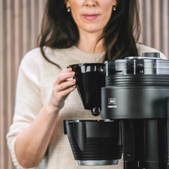 Кофеварка капельная Melitta Aromafresh 2 Grind & Brew черный Кофеварка капельная Melitta Aromafresh 2 Grind & Brew черный