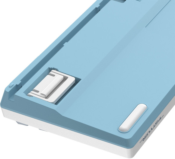 Клавиатура A4Tech FS300 механическая белый/синий USB for gamer LED (FS300 PANDA SNOWBOARDING) кабель 1.8м