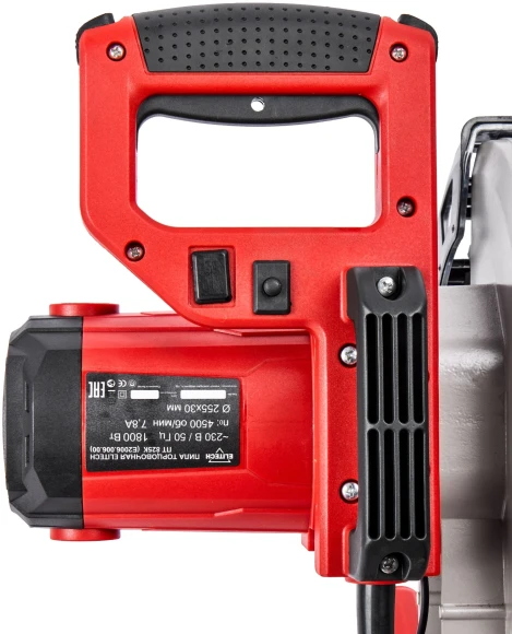 Торцовочная пила Elitech ПТ 825К (E2006.006.00) 1800Вт 4500об/мин d=255мм Торцовочная пила Elitech ПТ 825К (E2006.006.00) 1800Вт 4500об/мин d=255мм