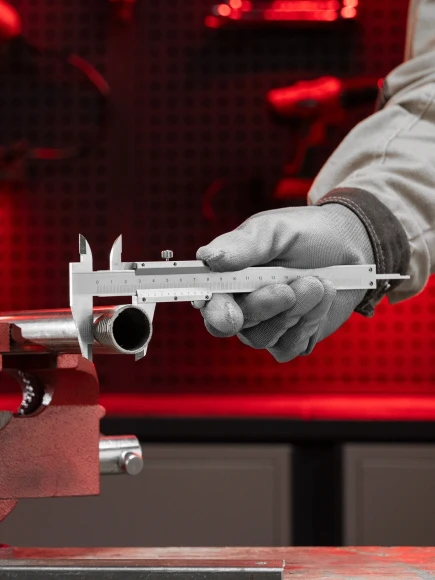 Штангенциркуль нониусный Matrix 316315 серый пластиковый футляр Штангенциркуль нониусный Matrix 316315 серый пластиковый футляр