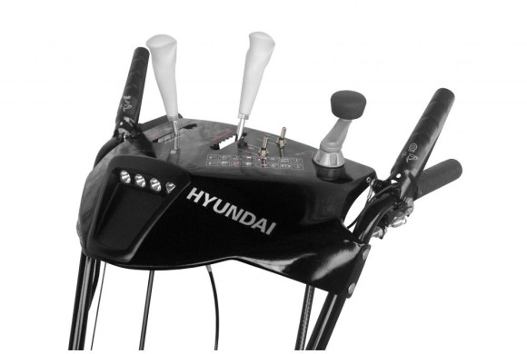 Снегоуборщик бензин. Hyundai S 7066 7л.с. Снегоуборщик бензин. Hyundai S 7066 7л.с.