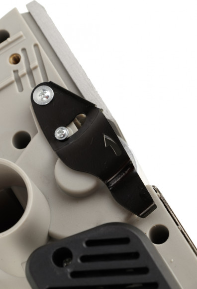 Рубанок Зубр ЗР-950-82 950Вт 82мм 15000об/мин Рубанок Зубр ЗР-950-82 950Вт 82мм 15000об/мин