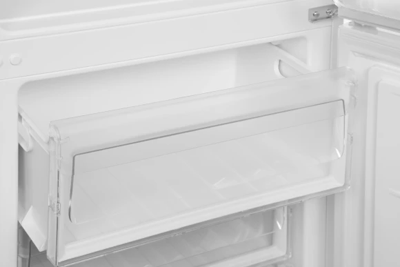 Холодильник Indesit ITR 5200 W 2-хкамерн. белый