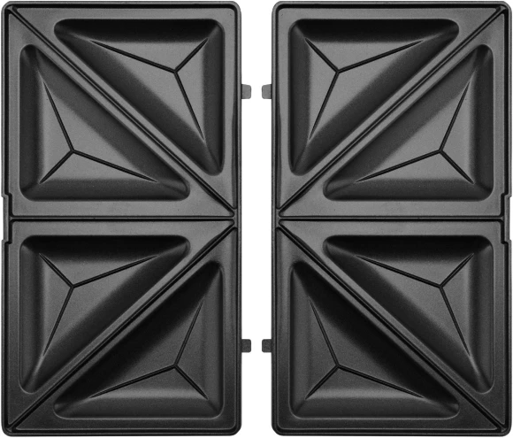 Вафельница Maxwell MW-1561 800Вт черный