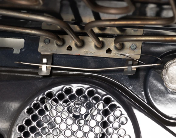 Плита Электрическая Лысьва EF4004MK00 черный стеклокерамика (без крышки)