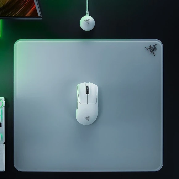 Мышь Razer DeathAdder V4 Pro белый оптическая 45000dpi беспров. USB (RZ01-05330200-R3G1)