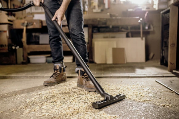 Строительный пылесос Karcher WD 3 P V-17/4/20 Workshop 1000Вт (уборка: сухая/влажная/выдув/сбор воды) желтый Строительный пылесос Karcher WD 3 P V-17/4/20 Workshop 1000Вт (уборка: сухая/влажная/выдув/сбор воды) желтый