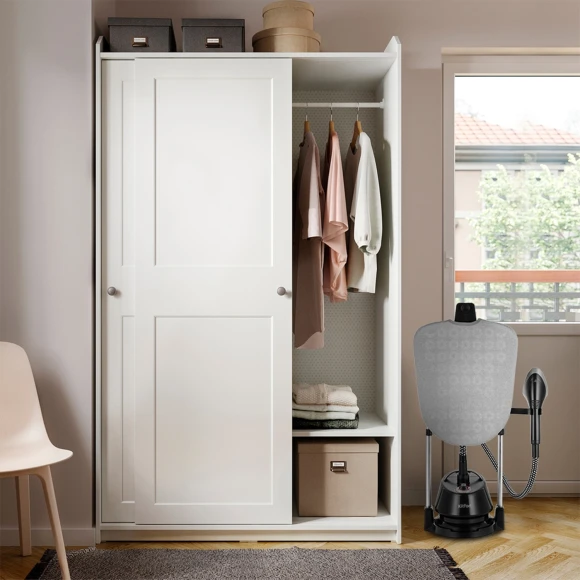 Отпариватель напольный Kitfort КТ-9112 1580Вт черный/серебристый Отпариватель напольный Kitfort КТ-9112 1580Вт черный/серебристый