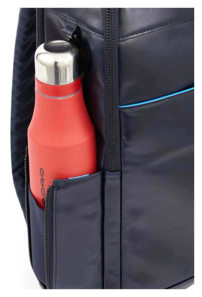 Рюкзак мужской Piquadro Blue Square Revamp CA4818B2V/BLU синий кожа Рюкзак мужской Piquadro Blue Square Revamp CA4818B2V/BLU синий кожа