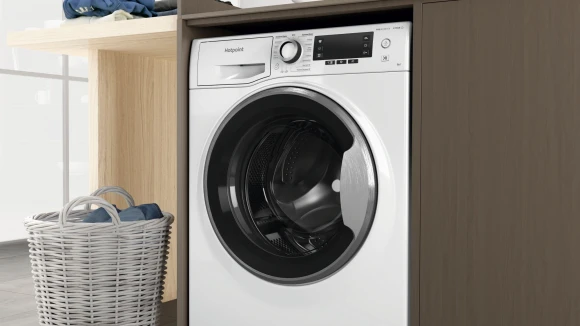Стиральная машина Hotpoint NSD 6239 S VE RU класс: A-30% загр.фронтальная макс.:6кг белый инвертор Стиральная машина Hotpoint NSD 6239 S VE RU класс: A-30% загр.фронтальная макс.:6кг белый инвертор