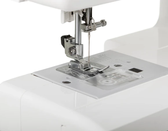 Швейная машина Janome Excellent Stitch 18A белый Швейная машина Janome Excellent Stitch 18A белый