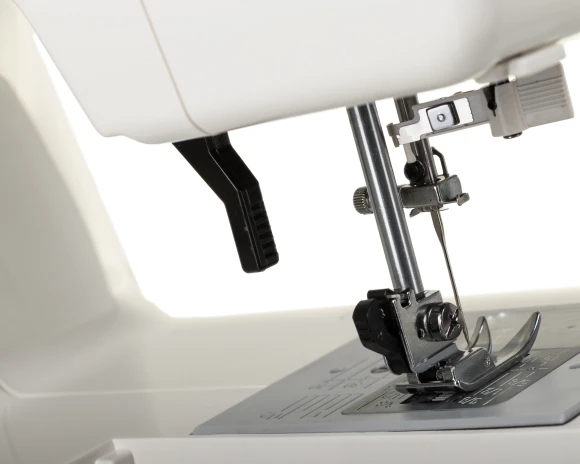 Швейная машина Janome Excellent Stitch 18A белый Швейная машина Janome Excellent Stitch 18A белый