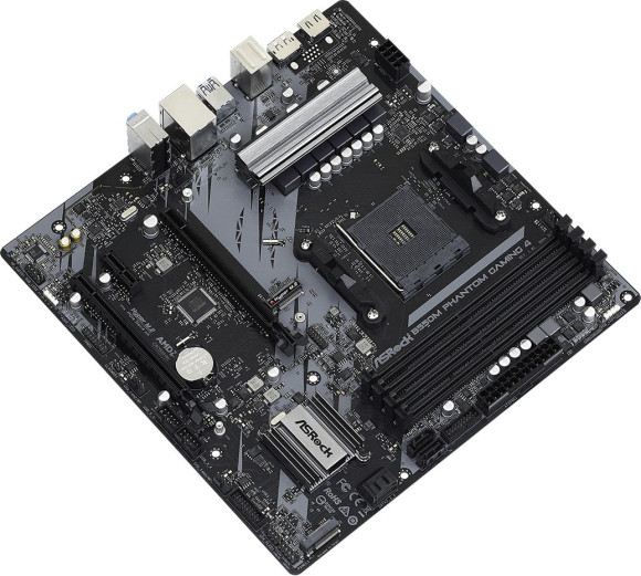 Материнская плата Asrock B550M PHANTOM GAMING 4 Soc-AM4 AMD B550 4xDDR4 mATX AC`97 8ch(7.1) GbLAN RAID+HDMI+DP